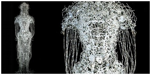 :: lee bul :: crush ::
